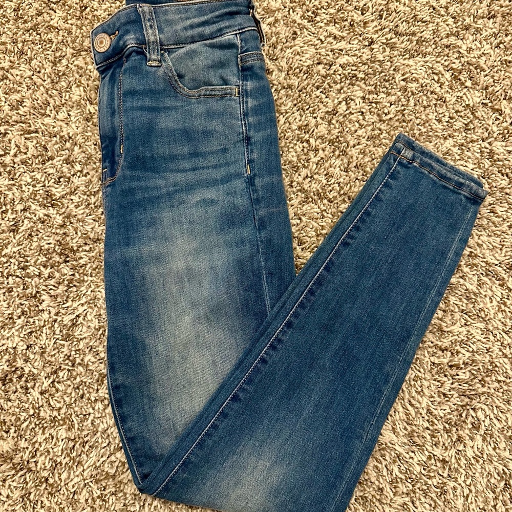 American Eagle Hi-Rise Jegging